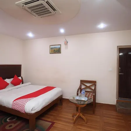 Hotel Oyo 703 Namaste Nepal 3*